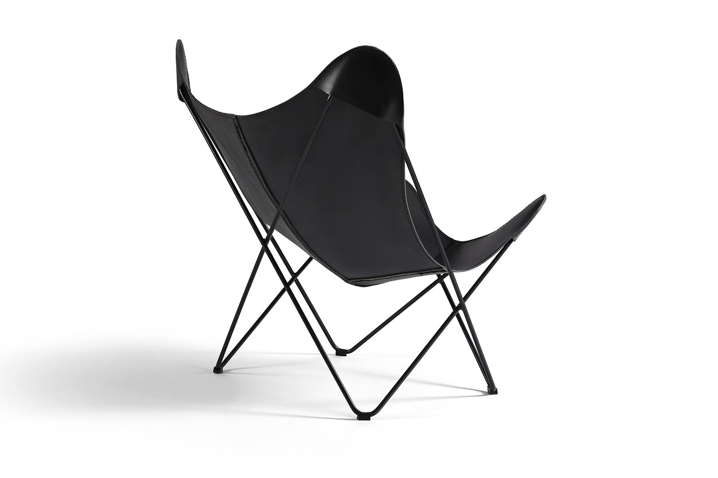 Fauteuil Papillon Historique en cuir noir